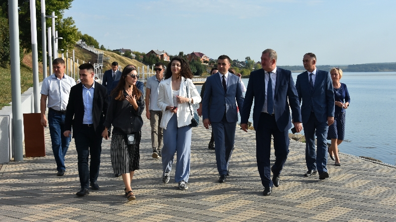 Город выборов. Набережная Заинск 2. Заинск набережная. Пляж в Заинске 2. Старый Заинск набережная.