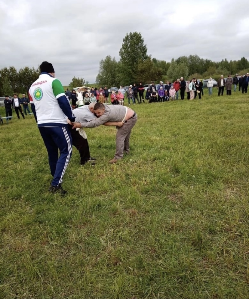 12 июня в деревне Имянлебаш отпраздновали национальный праздник Сабантуй.  Главным зрелищем праздника стал поединок куреш. На майдане были  организованы национальные игры и конкурсы.